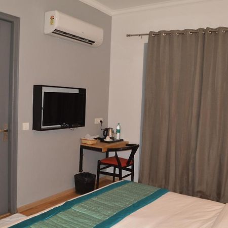 Hotel Jageer Palace New Delhi Buitenkant foto
