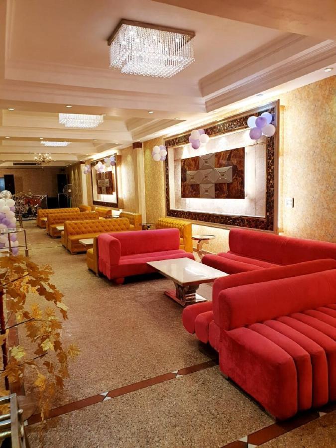 Hotel Jageer Palace New Delhi Buitenkant foto