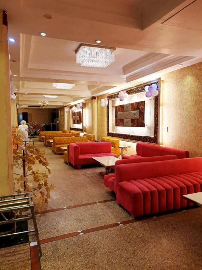 Hotel Jageer Palace New Delhi Buitenkant foto