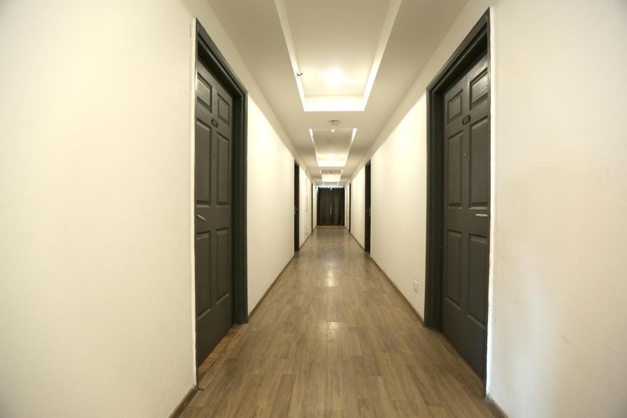 Hotel Jageer Palace New Delhi Buitenkant foto