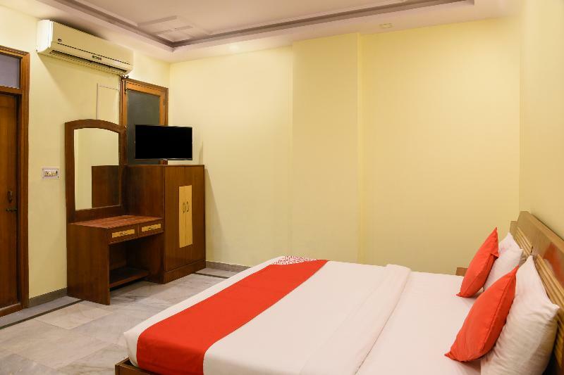 Hotel Jageer Palace New Delhi Buitenkant foto